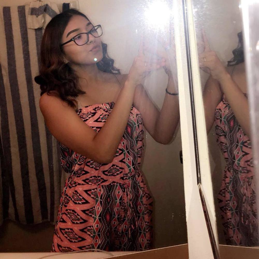 Meet your Posher, Leslie